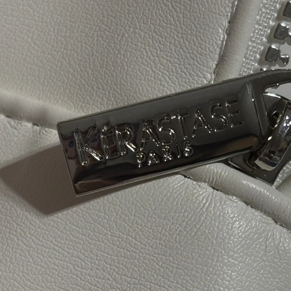 KERASTASE PARIS White Cosmetic Bag
